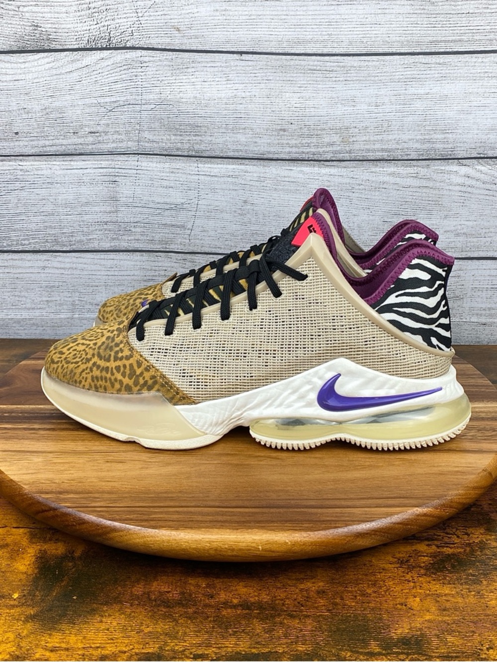 Nike LeBron 19 Low Safari Animal Print Basketball Shoes DM1058-200 Men’s Size 13